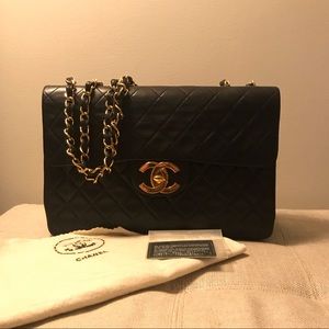 Vintage Chanel XL Jumbo Flap Bag (lambskin)